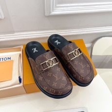 Louis Vuitton Slippers